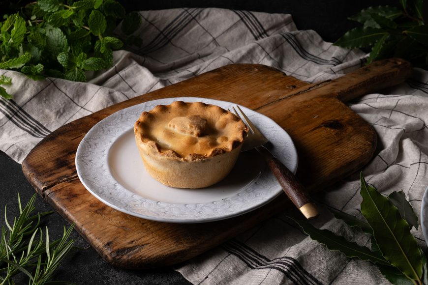 Handmade Steak & Ale Pie (270g)